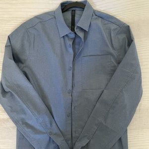 NWOT Men’s Lululemon Chambray Button Down